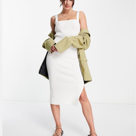 Knit square neck midi dress - Picture 2 of 5